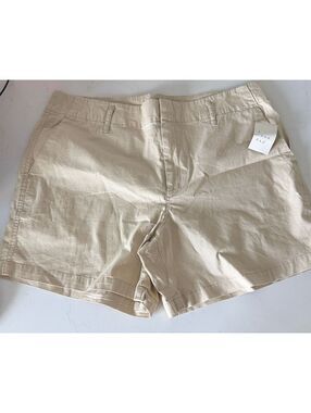 A New Day Tan High Waisted Shorts Women Size 16